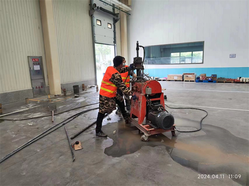 易门厂房地面下沉塌陷注浆加固施工